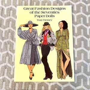 Paper doll book fashion of the 1970’s